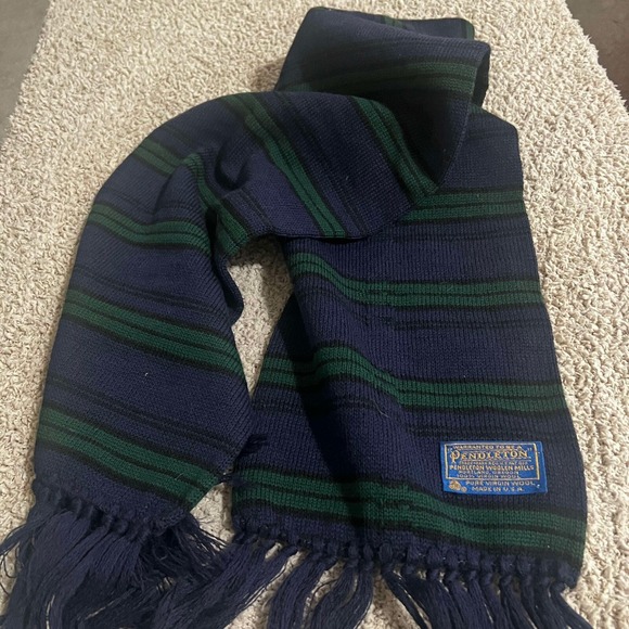 Pendleton Accessories - Pendleton Plaid 100% Virgin Wool Scarf Made In USA  8 .75" X 62" Scarves vintage